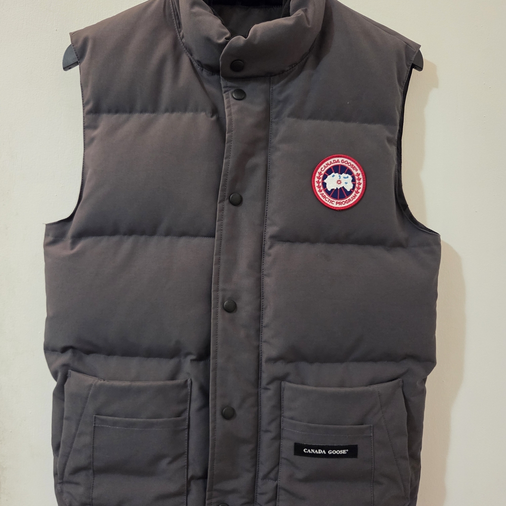 Canada Goose Gray Puffer Vest